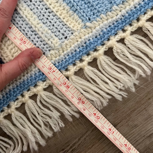 Handmade Vintage Crochet Nursery Crib Baby Blanket Blue Cream Striped Lines 80s - Picture 5 of 5